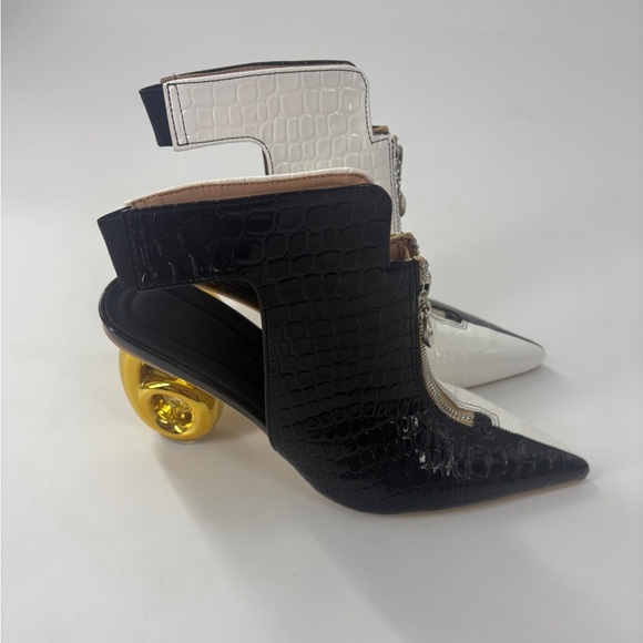 Chic Black and White Ankle Boots - Picture 8 of 13